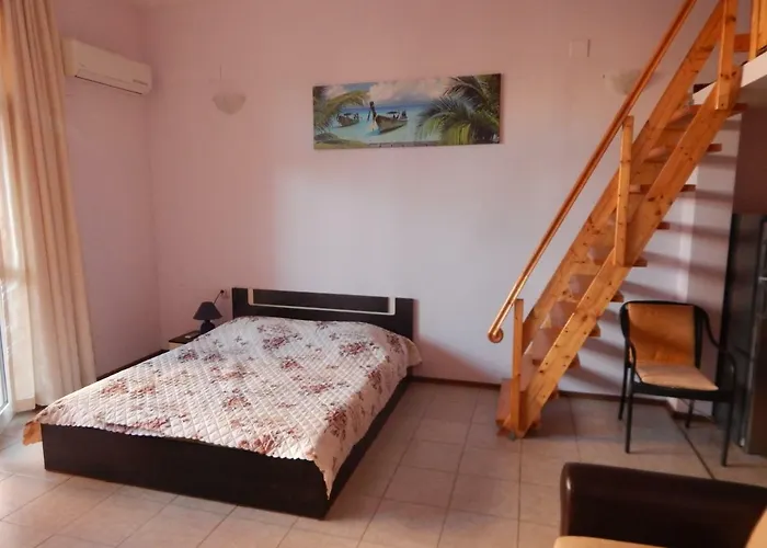 Apartment Dunav Str. Ravda